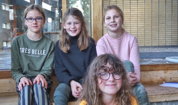 <p>Roos, Lise, en Eva</p>