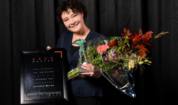 Ina Vrinssen behaald haar Goud Master titel en wint de Best Portfolio Award 