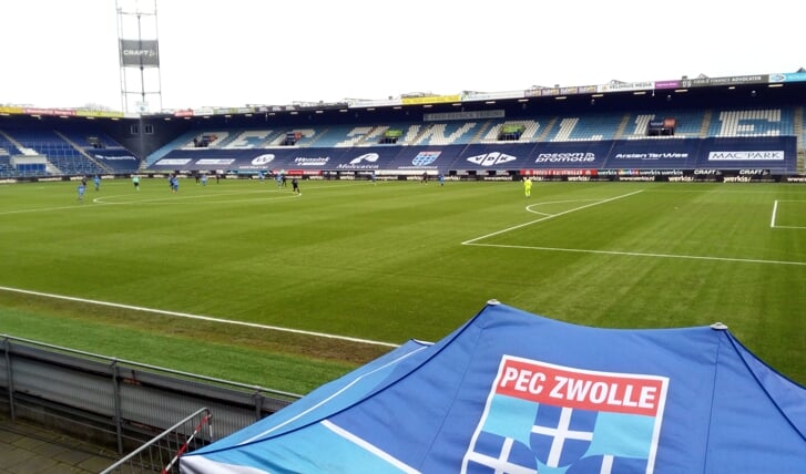Het Mac3Park stadion, thuishaven van PEC Zwolle.