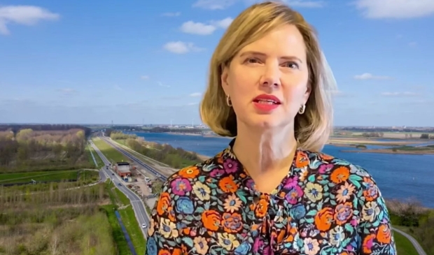 Minister Cora van Nieuwenhuizen was digitaal aanwezig bij de opening van de dijk.