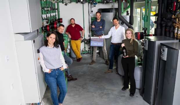 <p>Team MKB!dee ‘Mobiel in de Techniek’ met van links naar rechts Maartje Heij (Nutt), Jan Gerard Gerrist (Move4Mobile), Rik Schuurman (Morrenhof-Jansen), Herbert Veneberg (TechniekOpleiding.nl), Marc Hendriks (ROVC), Annelie Stoker (Move4Mobile). </p>