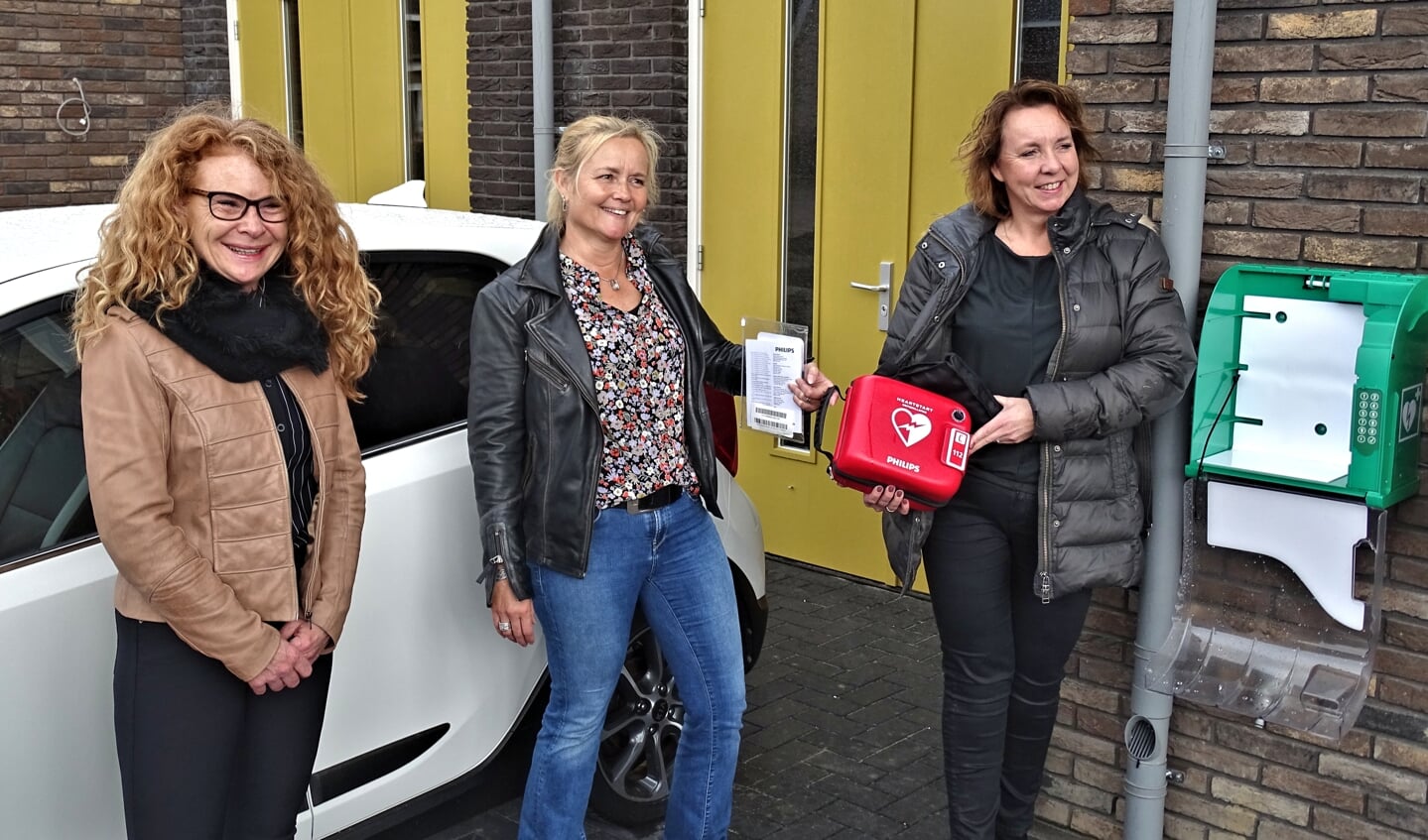 V.l.n.r.: Yvette van Overbeek - Hoornstra, Petra van de Cingel en Germa van der Wel