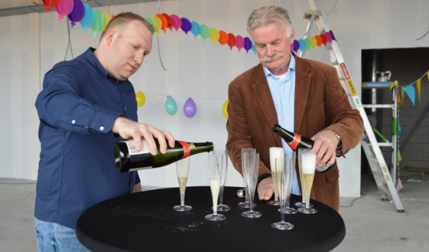 <p>Tommy Dunnik en Henk Potgieter runnen straks de horeca.</p>