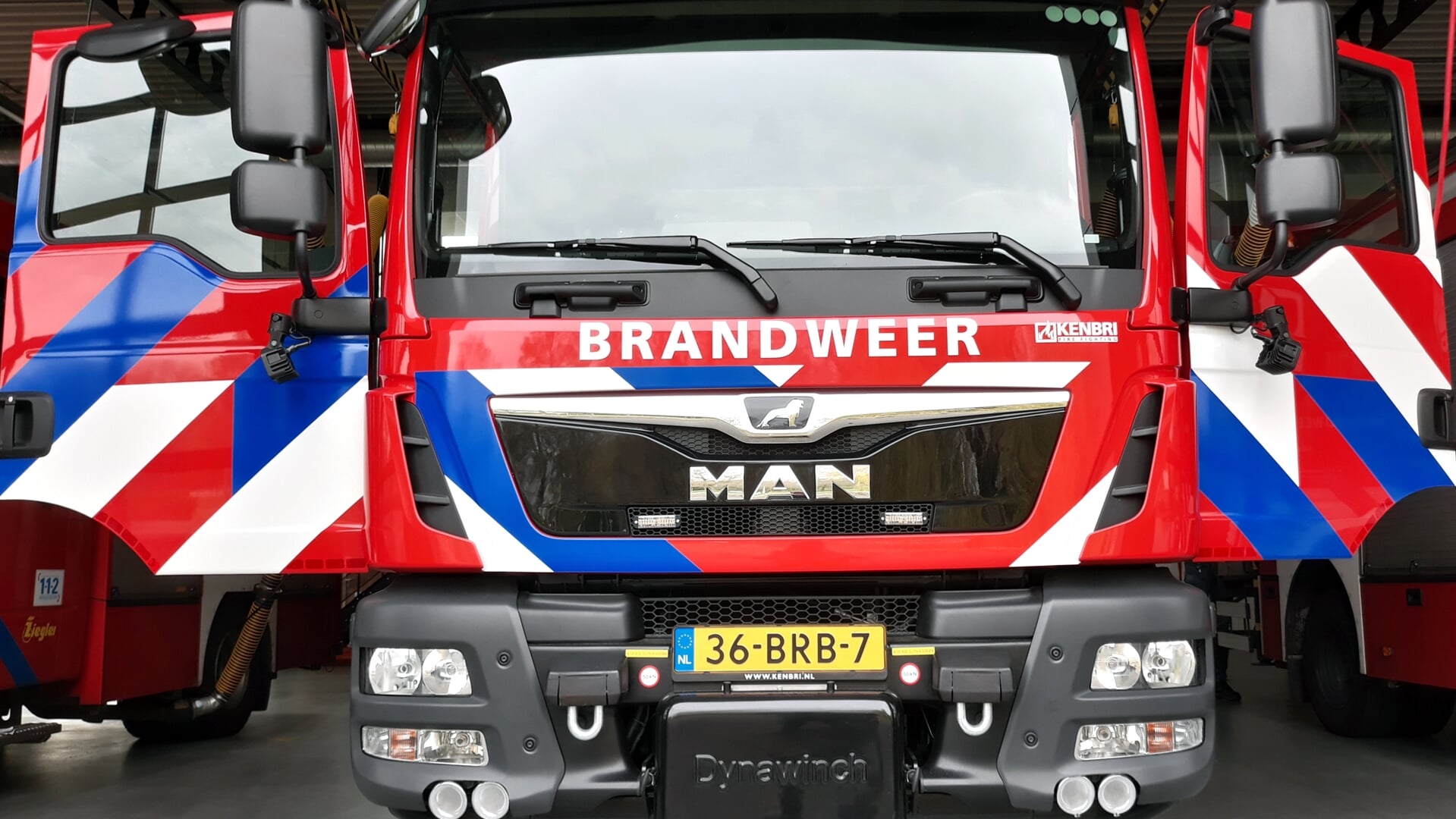 De nieuwe tankautospuit van Brandweer Kampen.