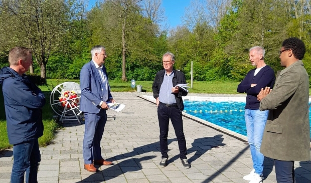 <p>Swifterbant overhandigde in mei haar rapport.</p>
