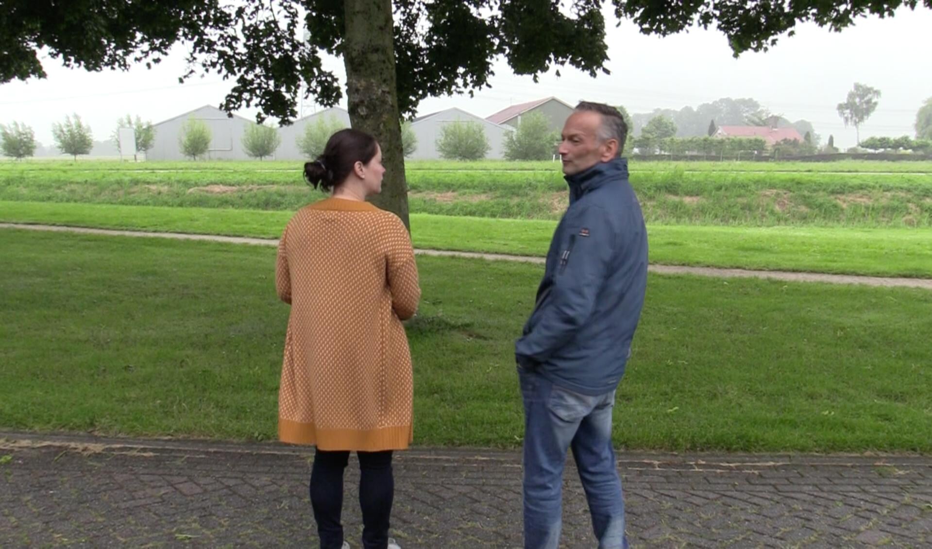 Sietske van Veldhuizen en Ed de Sevren Jacquet met op de achtergrond de locatie GroenRijk.