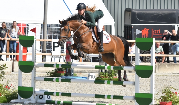 <p>Kyra Snoeijer met Don Gravin. </p>
