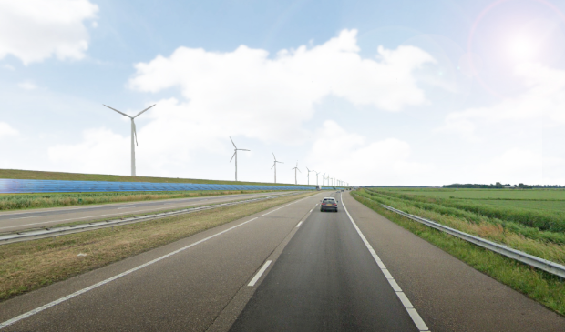 Een 'artist impression' van de zonnepanelen op het dijktalud langs de A6 bij Swifterbant.
