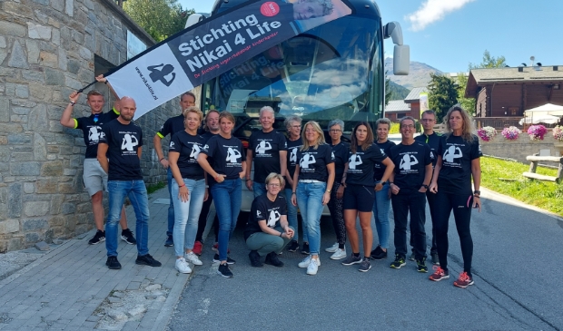 <p>Het team van Nikai 4 Life. </p>