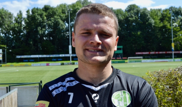 Jeroen van der Meer scoorde twee keer voor Asv Dronten.