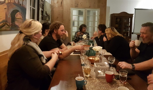 Samen eten en daarna begint de cursus.