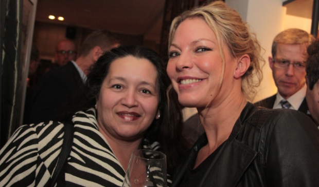 Nancy Fermont en Sayna Berends.