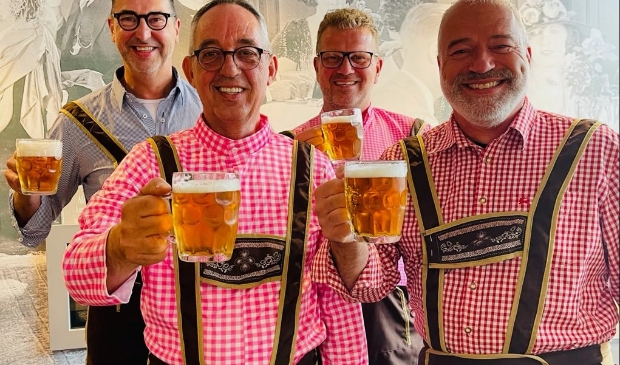 Henk Slump, Tom Dekker, Paul Hetsen en Joop Weenk zijn er klaar voor.