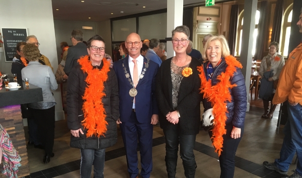 Bort Koelewijn en de 3 zussen van Emmerik