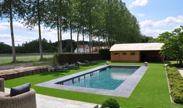 <p>Maak de tuin ‘regenproof’ door te kiezen voor kunstgras! </p>