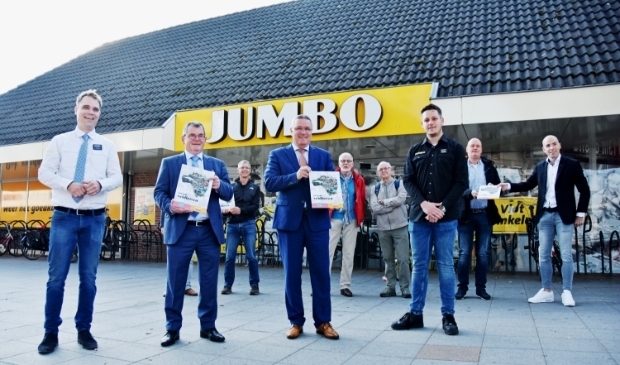 Alle betrokken partijen van het stickerboek historisch Veldhoven