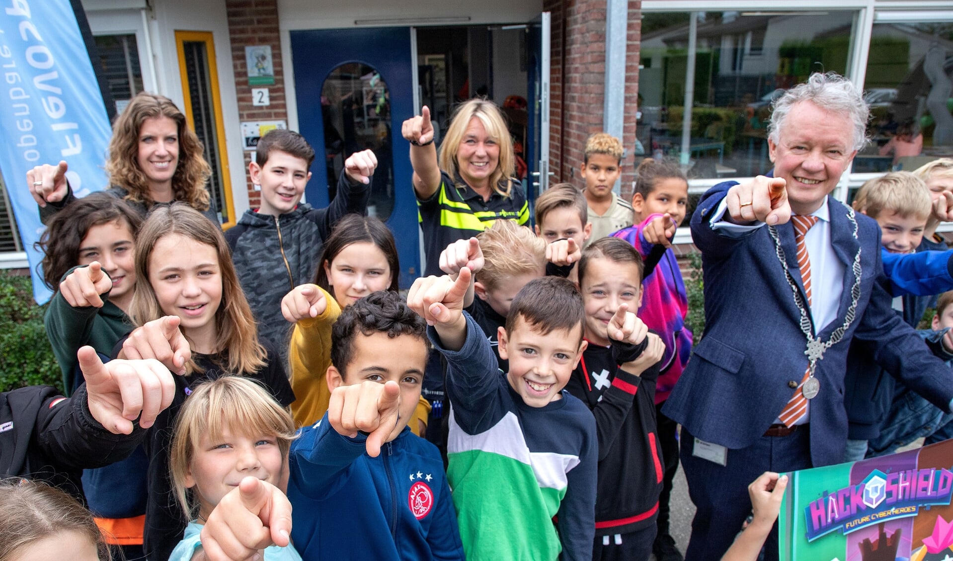 Burgemeester Jean Paul Gebben deed vanmorgen aan promotie bij openbare basisschool De Flevosprong.