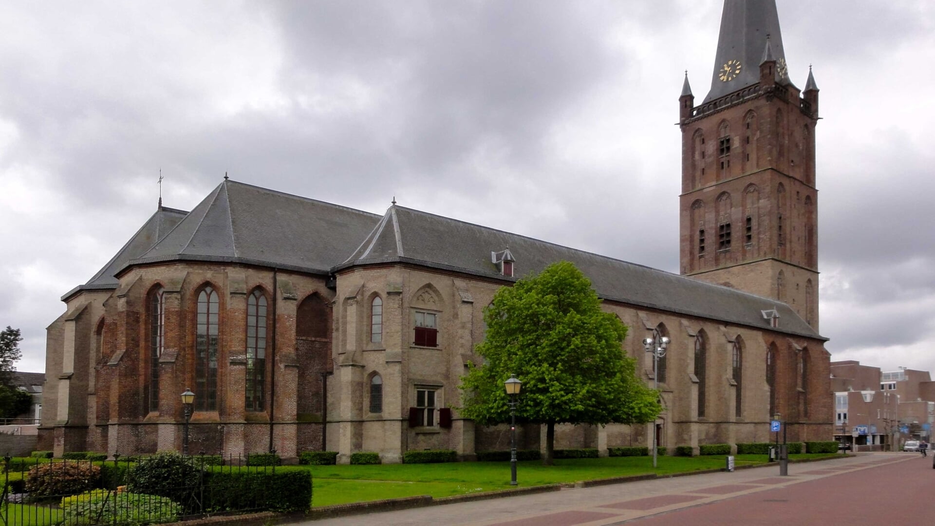 De Grote of Sint Clemenskerk in Steenwijk