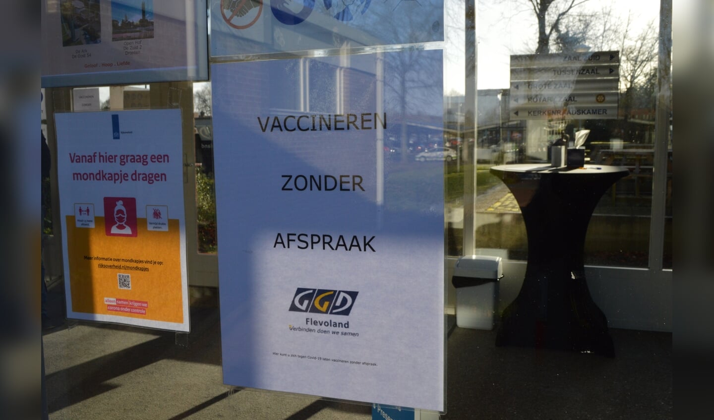 Vaccineren zonder afspraak in de Open Hof in Dronten.