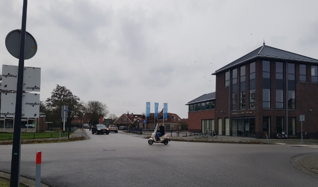 Punt van aandacht is het kruispunt Hendrikjesweg-Vechtstraat-Dorpsweg-Hessenweg