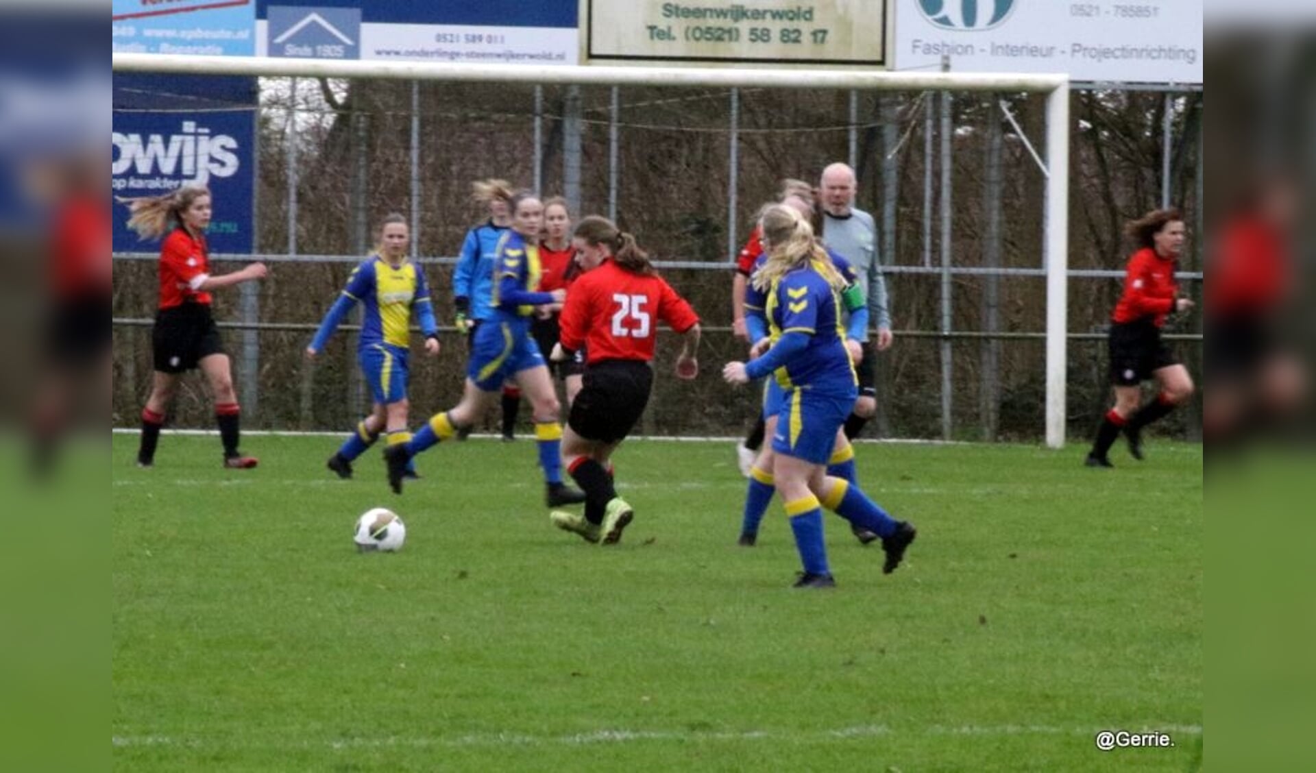 Wedstrijdmoment Steenwijkerwold 3 tegen Olde Veste 2