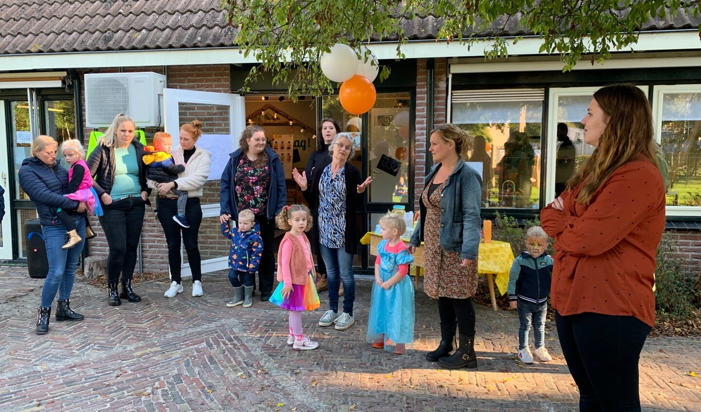 Peuterspeelzaal ’t Spelend Wijsje Wilhelminaoord viert feest.