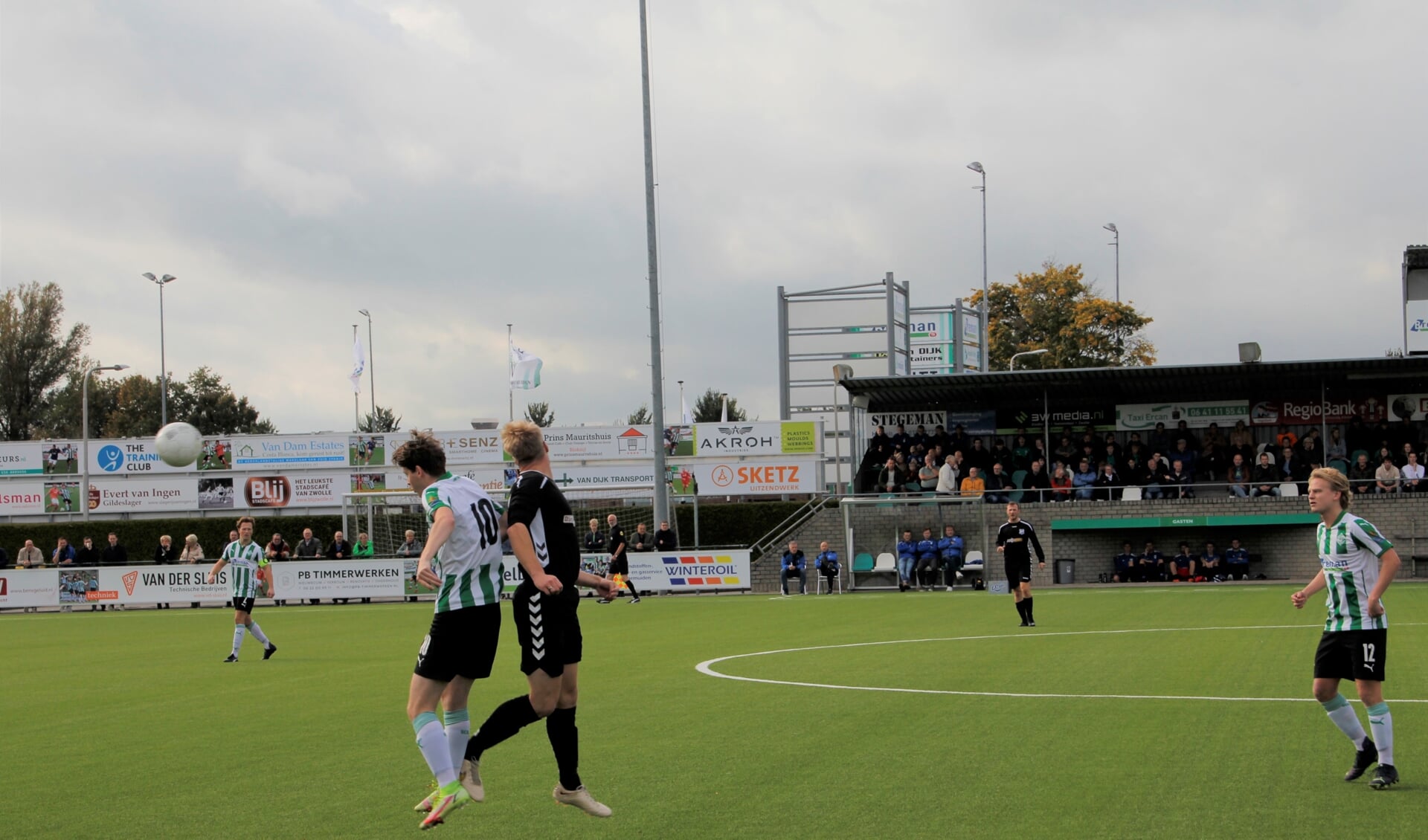 Sportclub 2 won zaterdag van VHK en moet nu naar Emmen. 