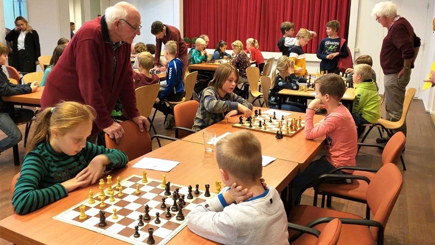 Jeugdschaaktoernooi in Onna