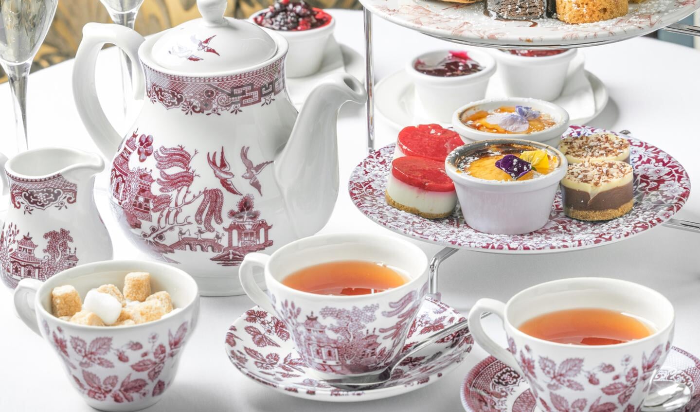 Op de Dag van de Mantelzorg worden mantelzorgers verwend met een high-tea. (foto: Canva)