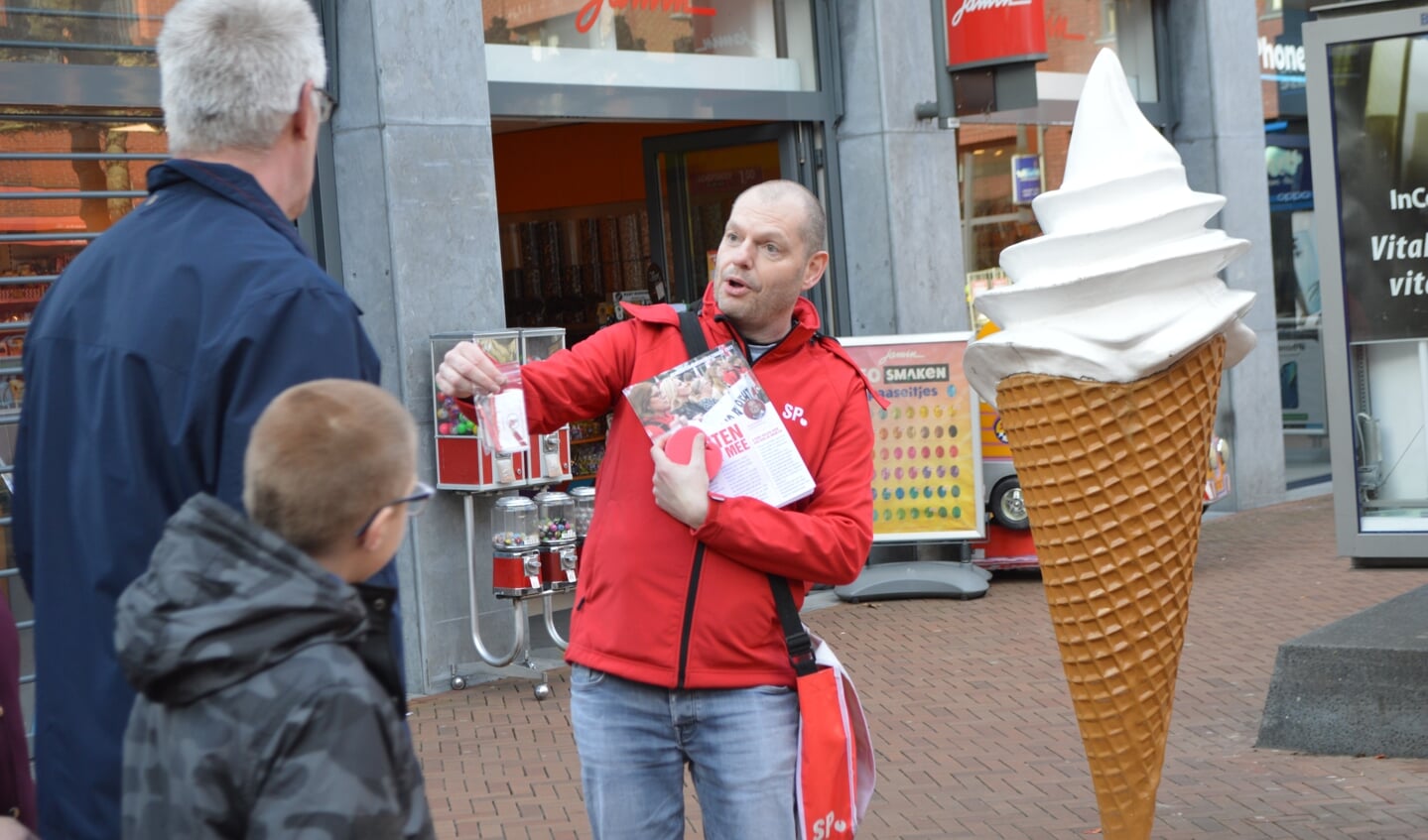 Peter Duvekot, hier nog in actie als lijsttrekker voor SP Dronten.