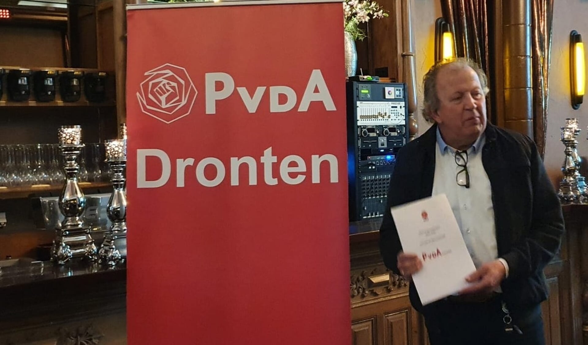 Roelf Raterink bij de presentatie van het verkiezingsprogramma.