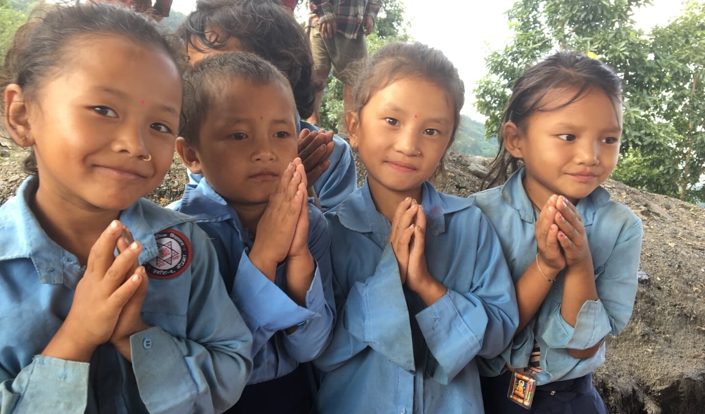 schoolkinderen in Nepal