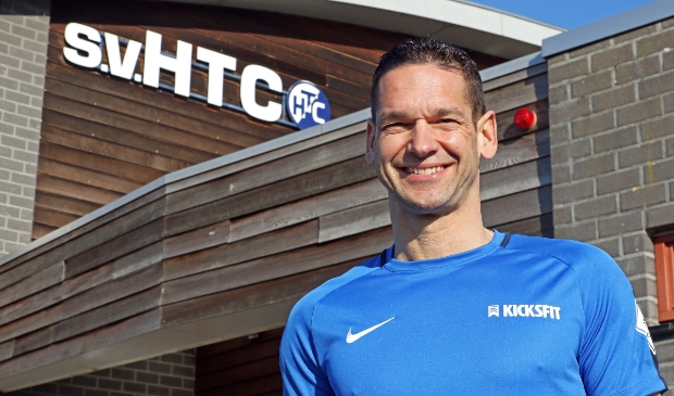 <p class="Fotoonderschrift06" pstyle="06 Foto-onderschrift">Jelmer Siemons, initiatiefnemer KicksFit Zwolle. (Foto: Hans Smit)</p>