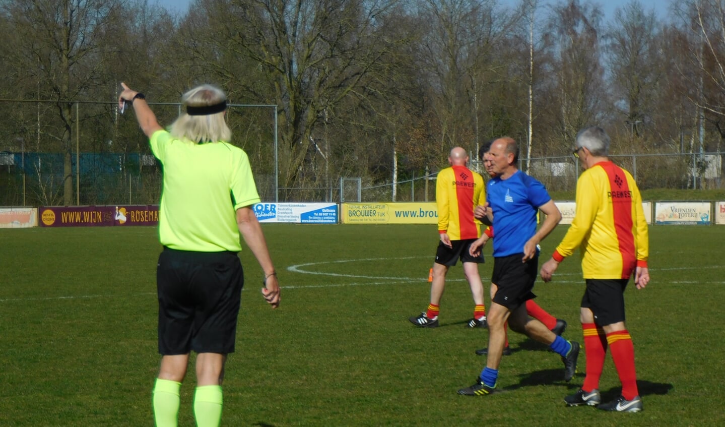Wedstrijdmoment Vitesse tegen Steenwijk