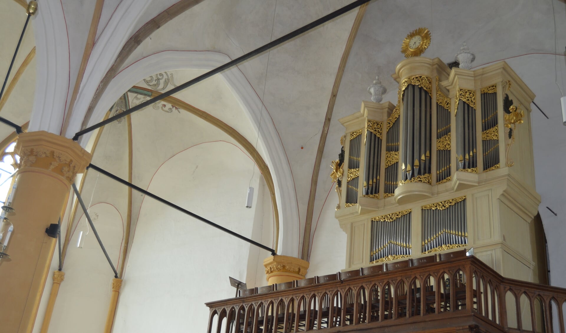 Het orgel in de Buitenkerk van Kampen waar op 5 mei om 15.00 een samenzangmiddag gehouden wordt.