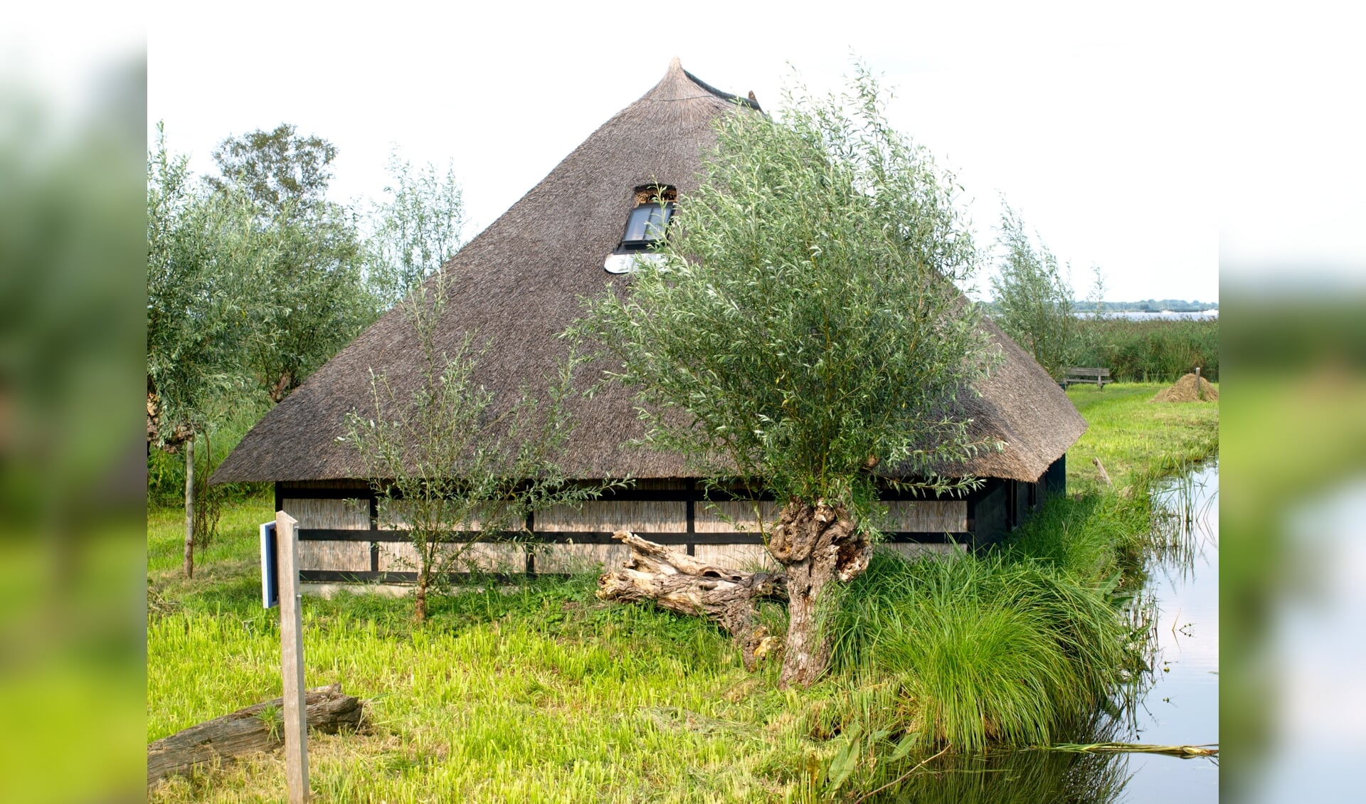 Veenschuur bij Bezoekerscentrum De Wieden