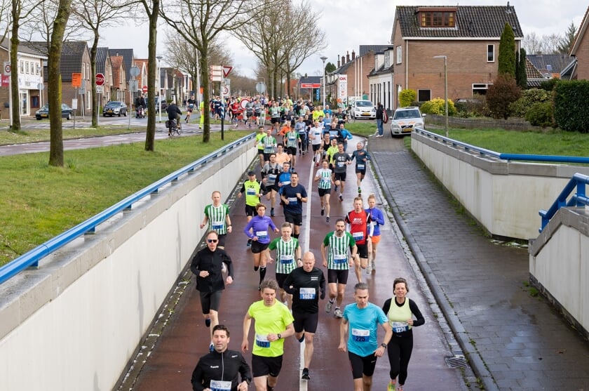 Deelnemers aan de 5 en 10 Engelse mijl.