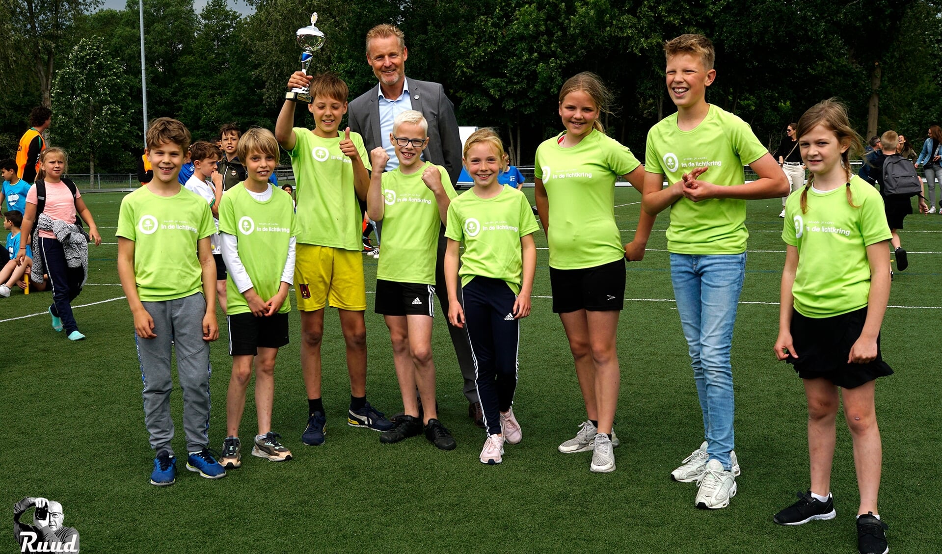 Hardlopers In de Lichtkring winnen estafette bij tweede scholierensportdag