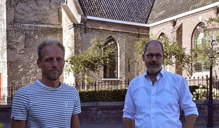 Gerrit Korenberg en Bertil Brink voor ’hun’ Dorpskerk