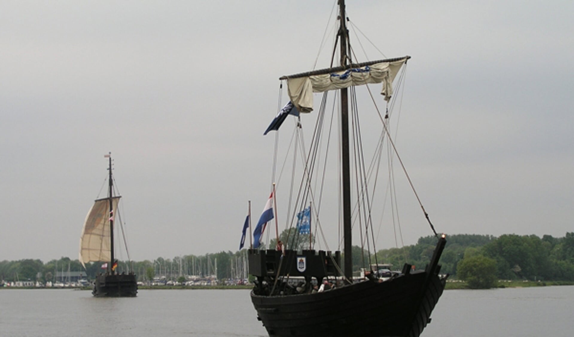 Koggetreffen aan de IJsselkade in Kampen, 2009.