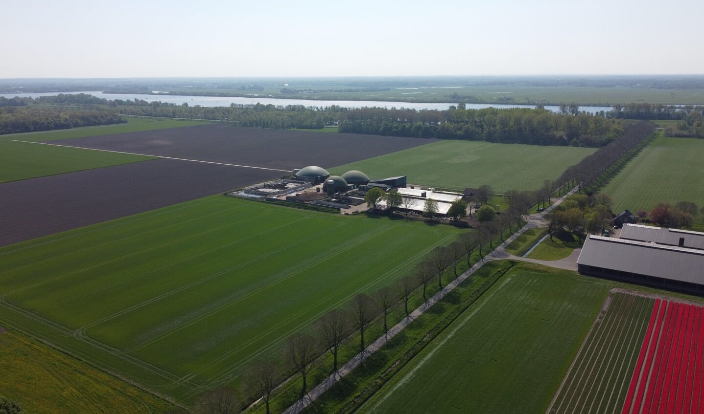 Huidige blik op twee van de negen boerderijen