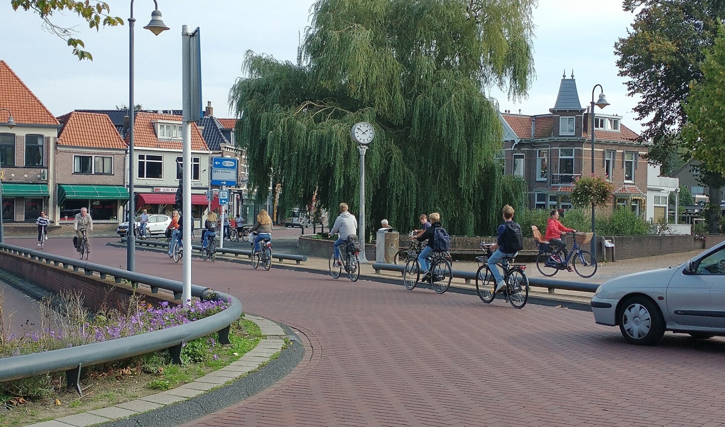 De Oosterpoort is voor fietsers een lastig te nemen horde 