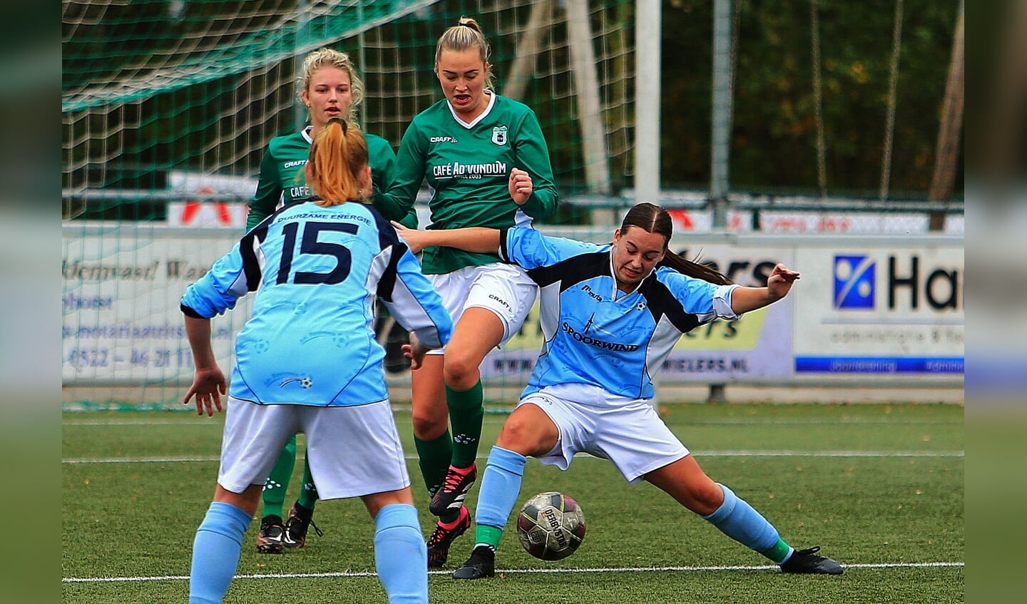 Gelijkspel voor dames Olympia.