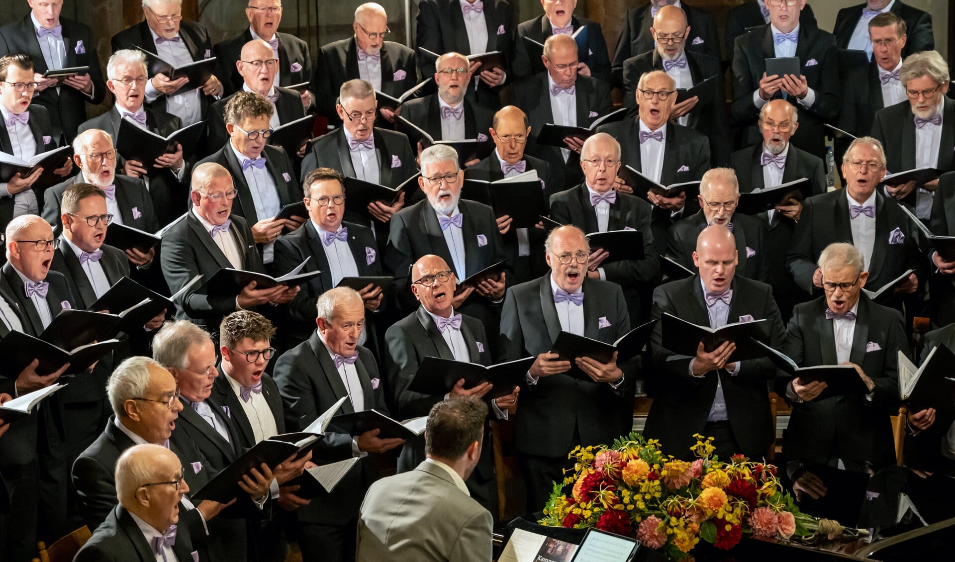 Chr. Kamper Mannenkoor D.E.V. in actie