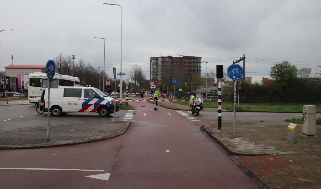 Oudere Fietsster Gewond Bij Aanrijding - De Swollenaer | Nieuws Uit ...