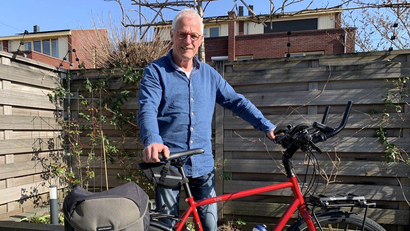 Peter Steggink verheugt zich op zijn fietstocht naar het Franse Arles.