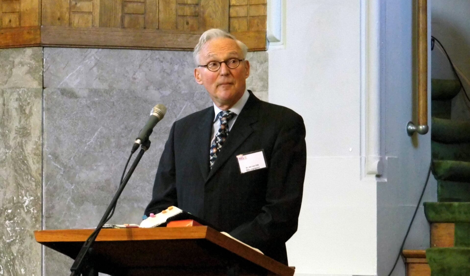 Jan van Dijk sprak zowel op de synode van 2022 als hier op de foto uit 2017 tijdens de 'verzoeningsdienst' in de Nieuwe Kerk