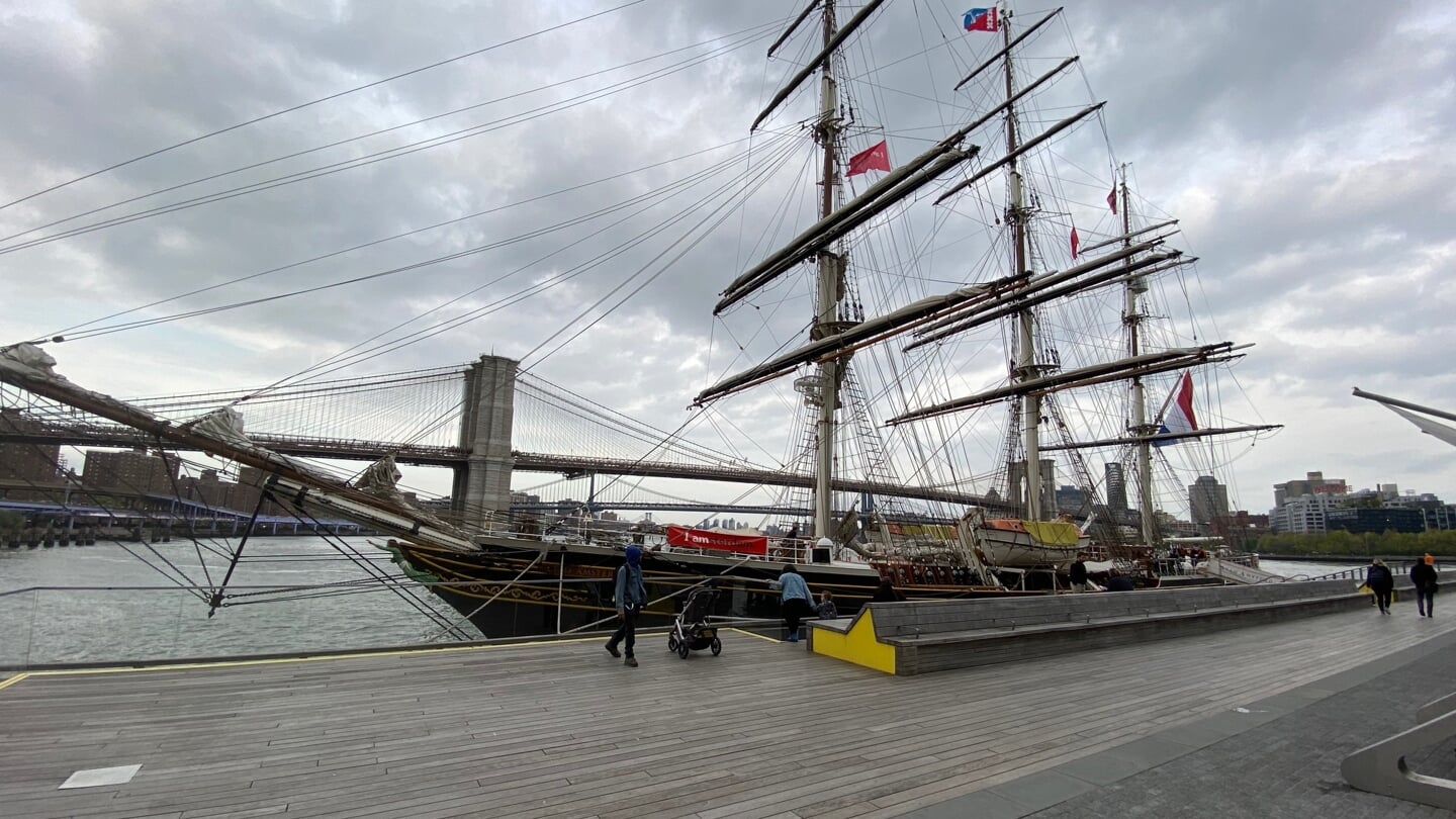 Margriet en René Meijers voor de Clipper Stad Amsterdam.