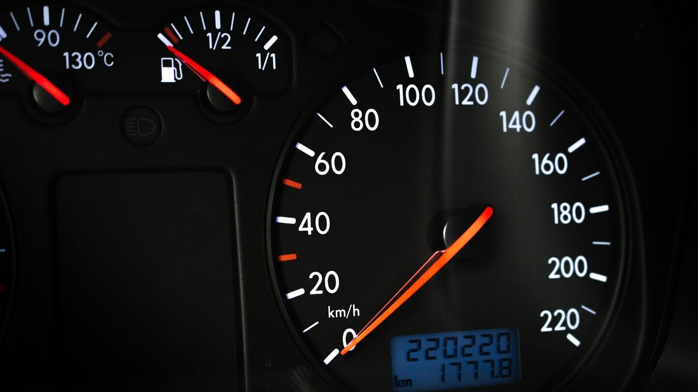 Vanaf deze week mag er overdag 130 kilometer per uur gereden worden over de A6.