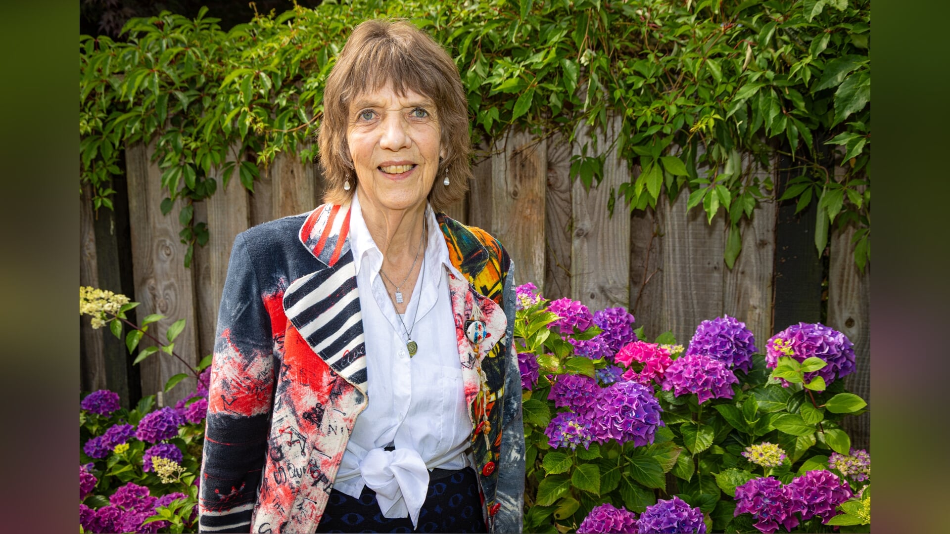 Isala
Vledder
Marijke Kreike, zij heeft in april antibiotica thuis gehad en daar gaat het interview over.
© 2025 FotoPersBuro Frans Paalman Zwolle